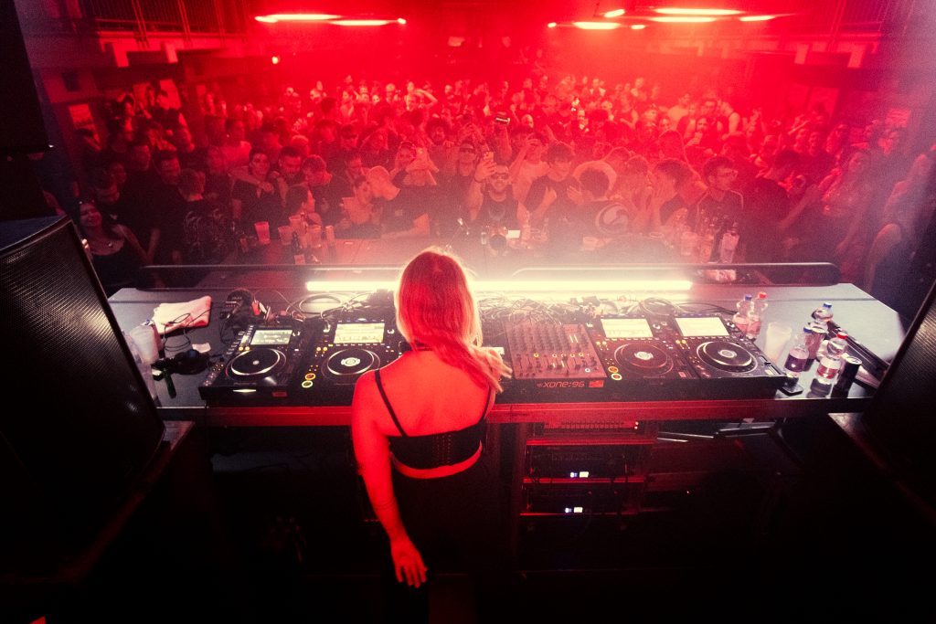 2025 10 18 NACHTSCHICHT X HAUS 33 388 1024x683